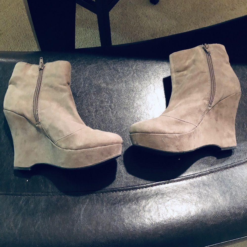 Express bootie wedges